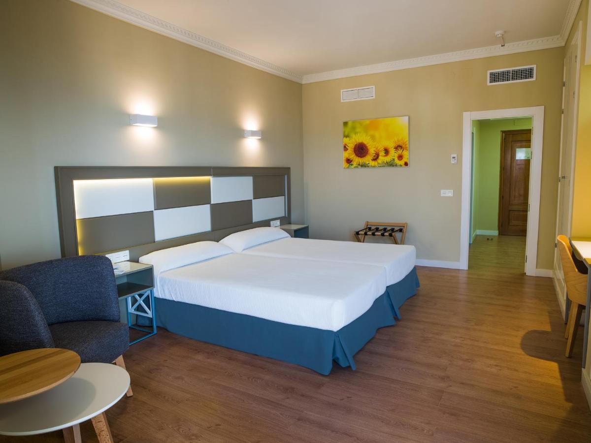 Hotel Monarque Torreblanca Фуэнхирола Экстерьер фото